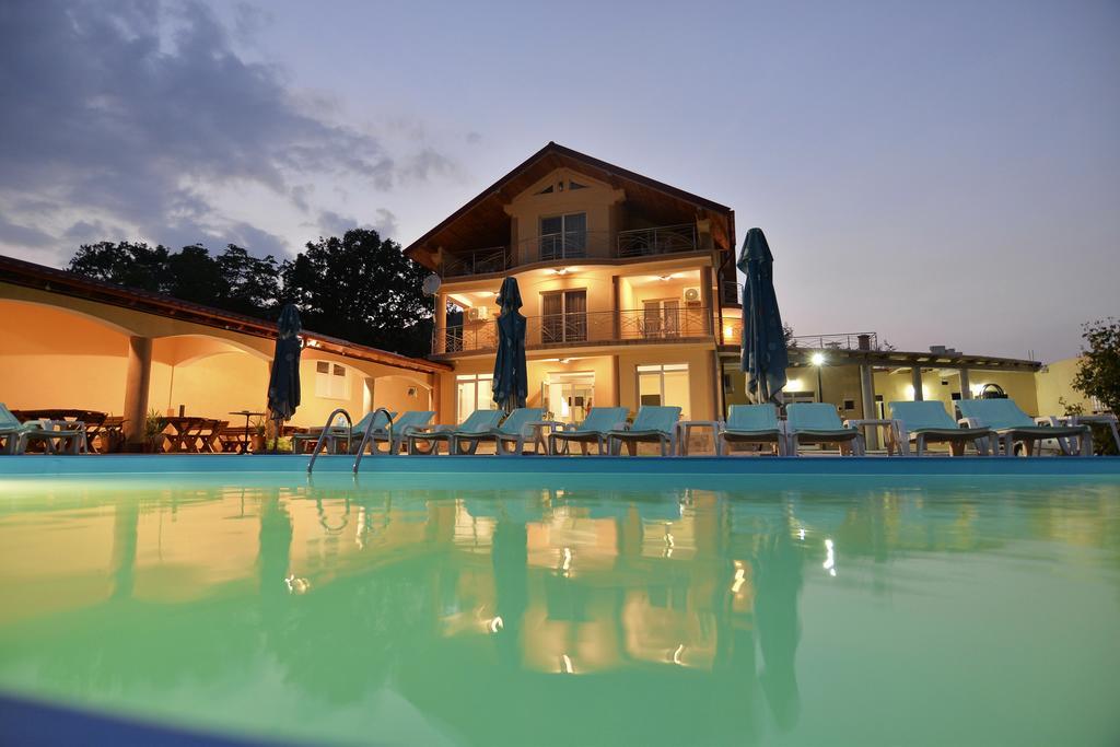 Hotel Casa Marina Ieşelniţa Exteriér fotografie