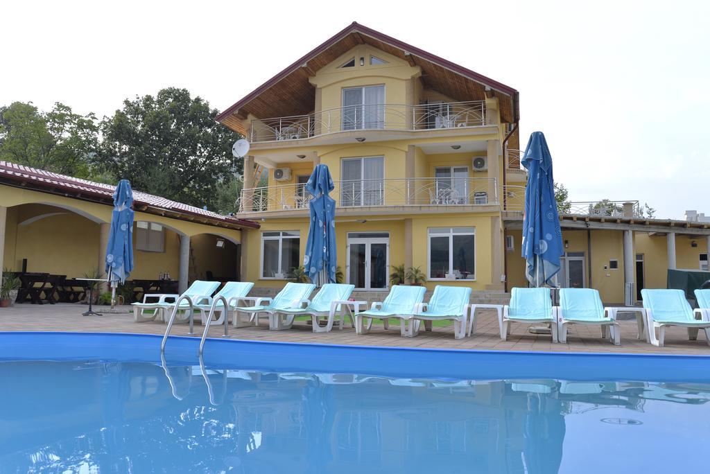 Hotel Casa Marina Ieşelniţa Exteriér fotografie