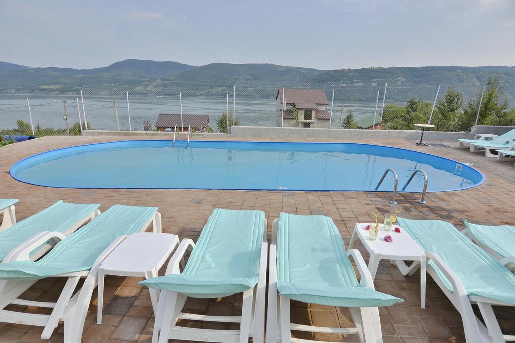 Hotel Casa Marina Ieşelniţa Exteriér fotografie