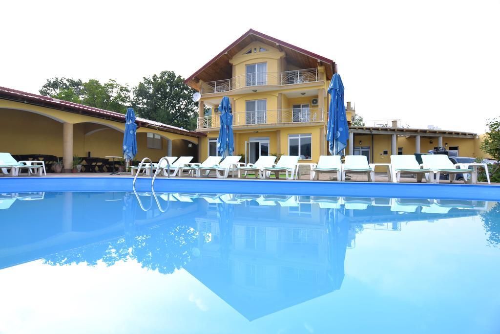 Hotel Casa Marina Ieşelniţa Exteriér fotografie