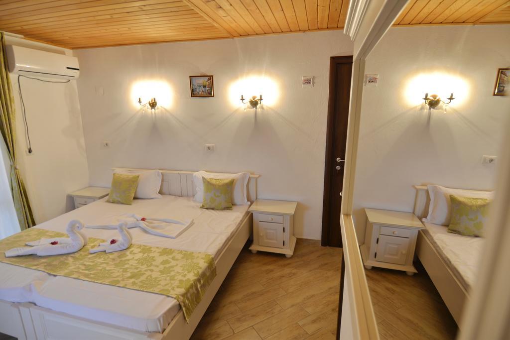 Hotel Casa Marina Ieşelniţa Exteriér fotografie